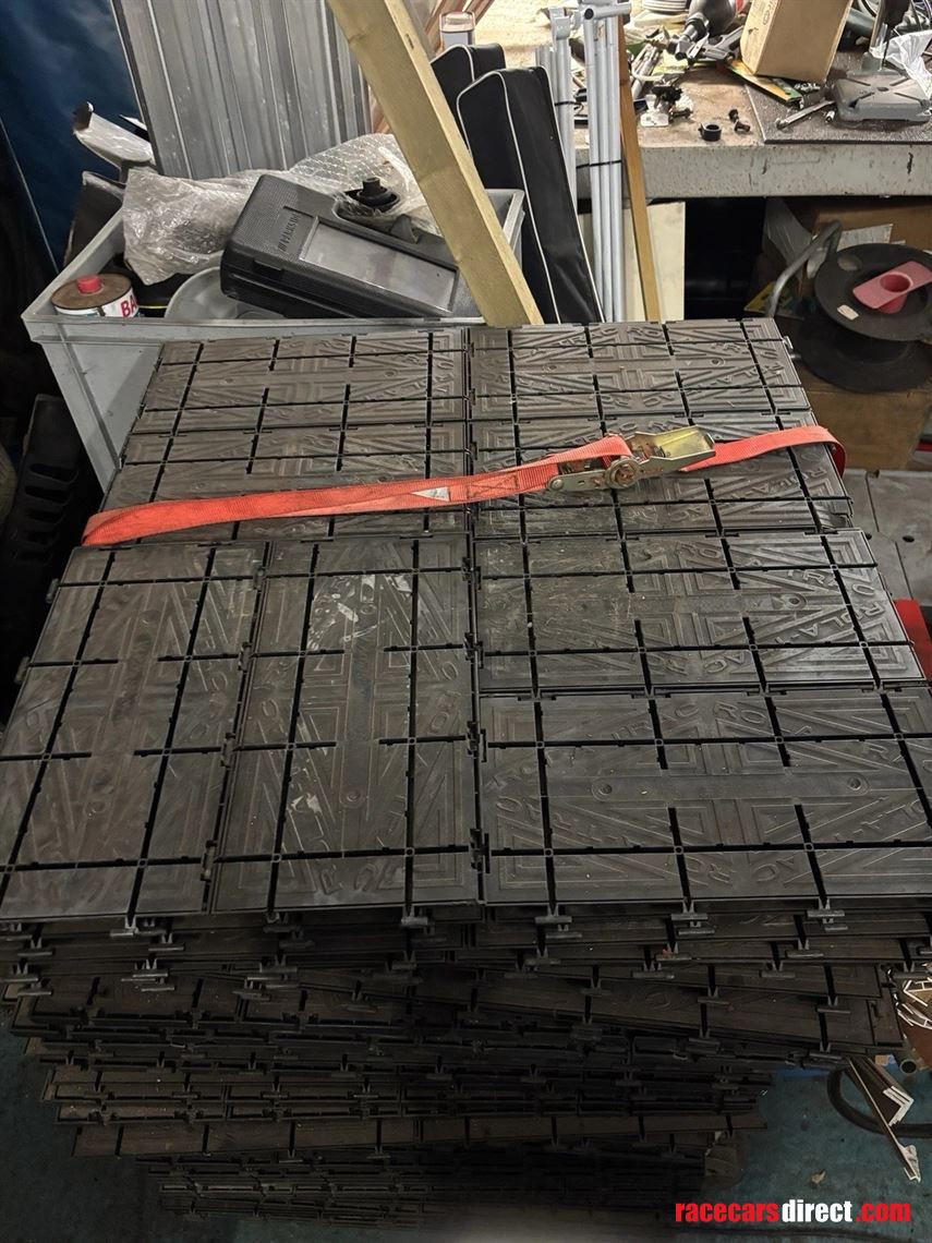 rolatrac-flooring-event-floor-marquee-garage