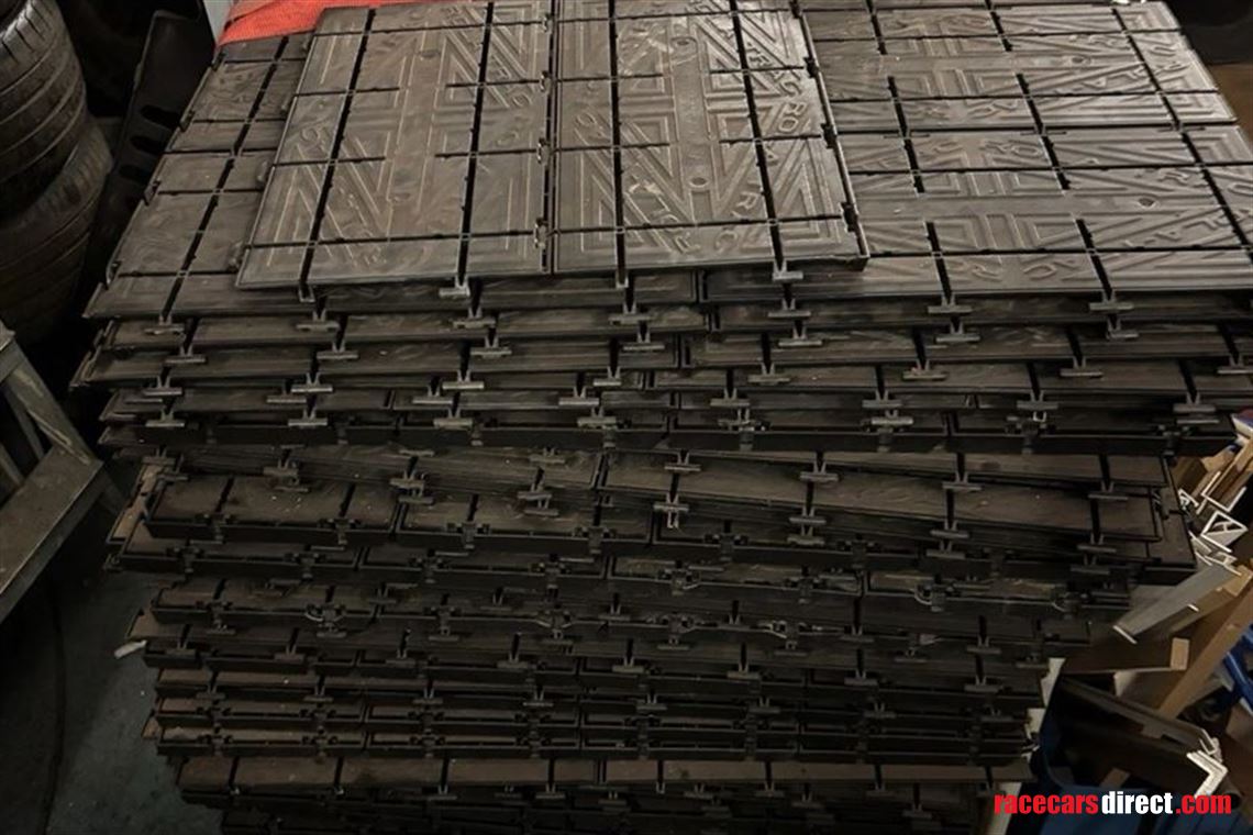 rolatrac-flooring-event-floor-marquee-garage