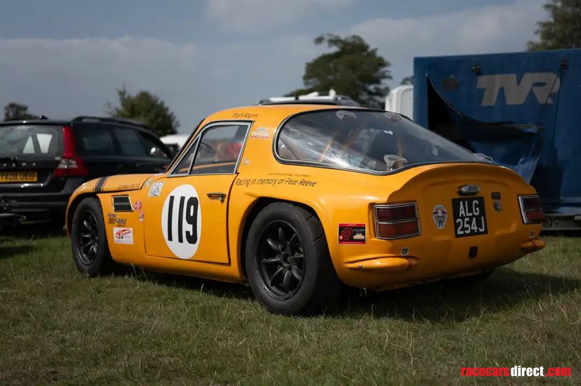 1971-tvr-vixen-race-car
