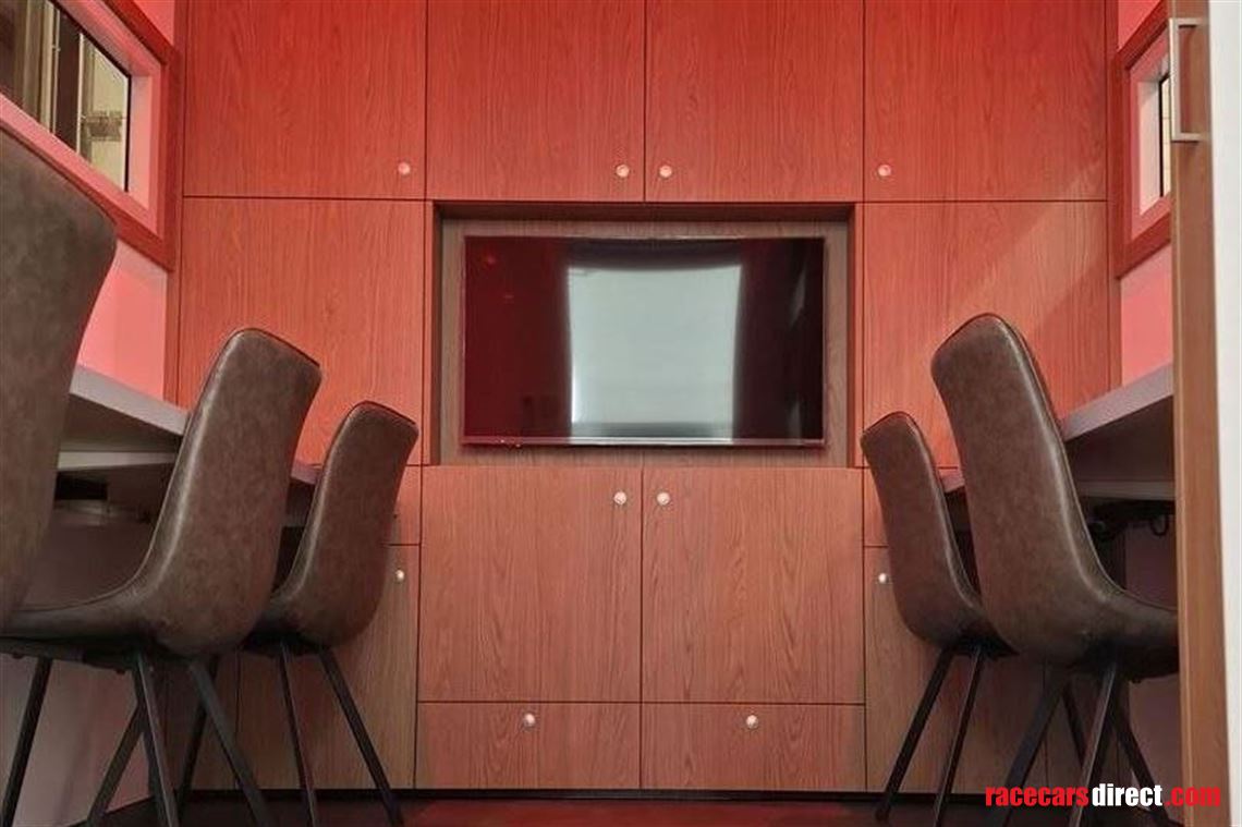 in-stock-new-engineers-office-with-cargo-deck