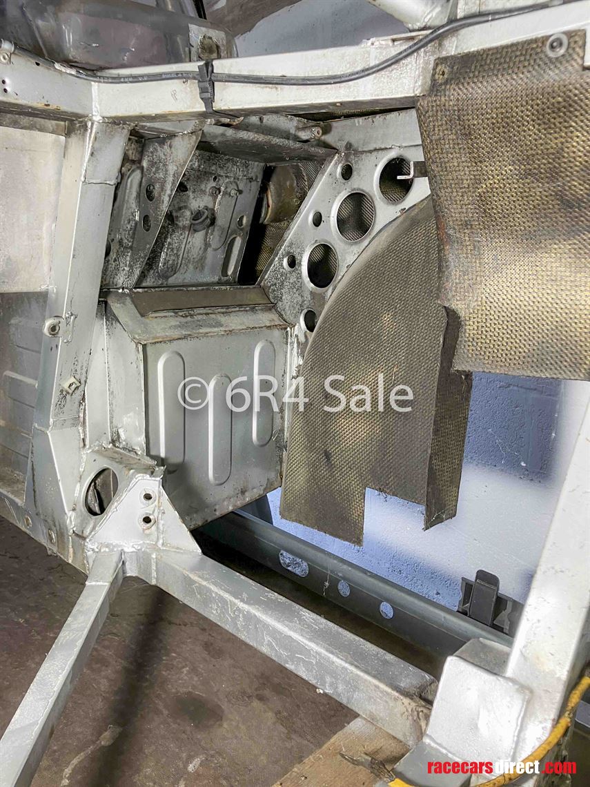 mg-metro-6r4-chassis