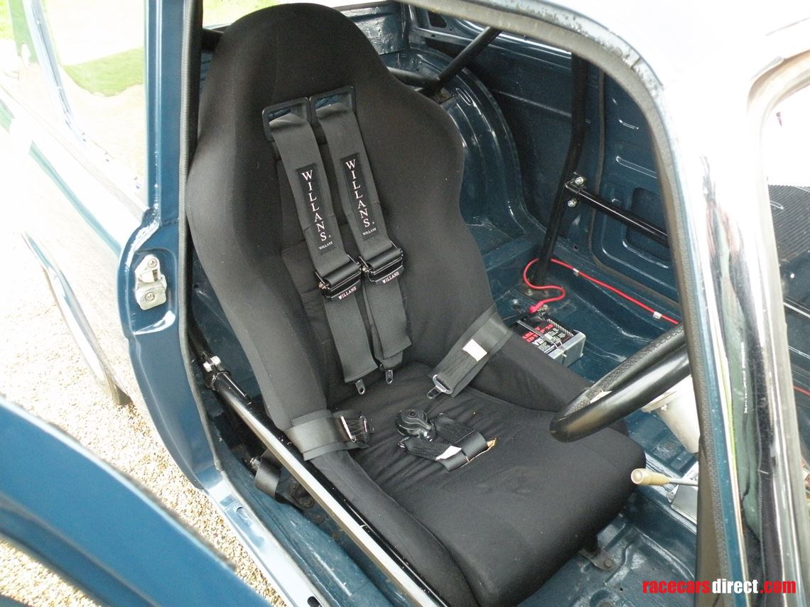 1961-ford-anglia-105e-period-race-car