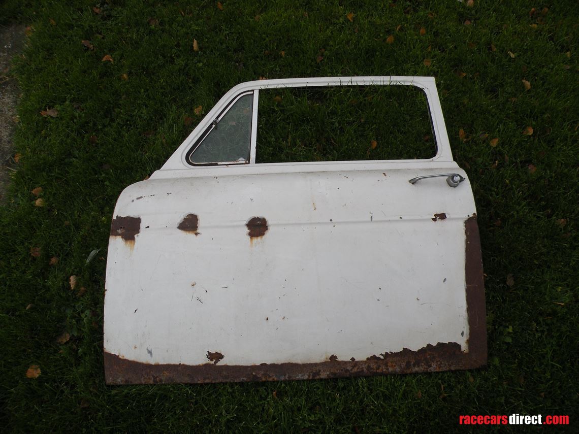 1961-ford-anglia-105e-period-race-car