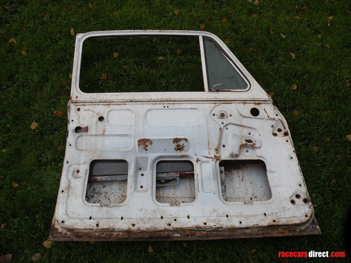1961-ford-anglia-105e-period-race-car