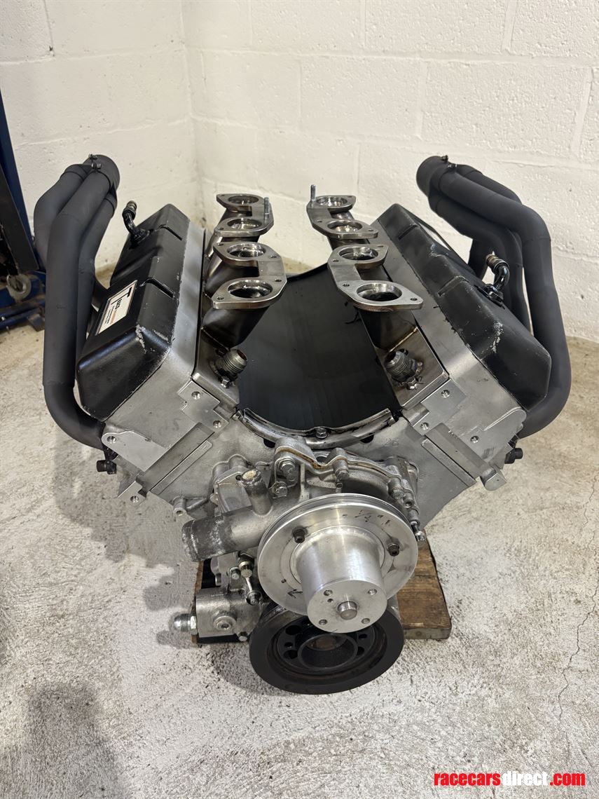 rover-oldsmobile-v8-race-engine