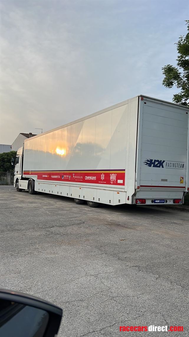man-tgx18440-and-miele-race-trailer