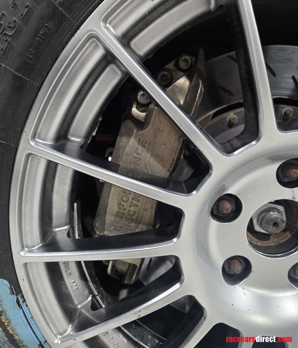 2009-holden-hsv-race-car-ex-supercar-series