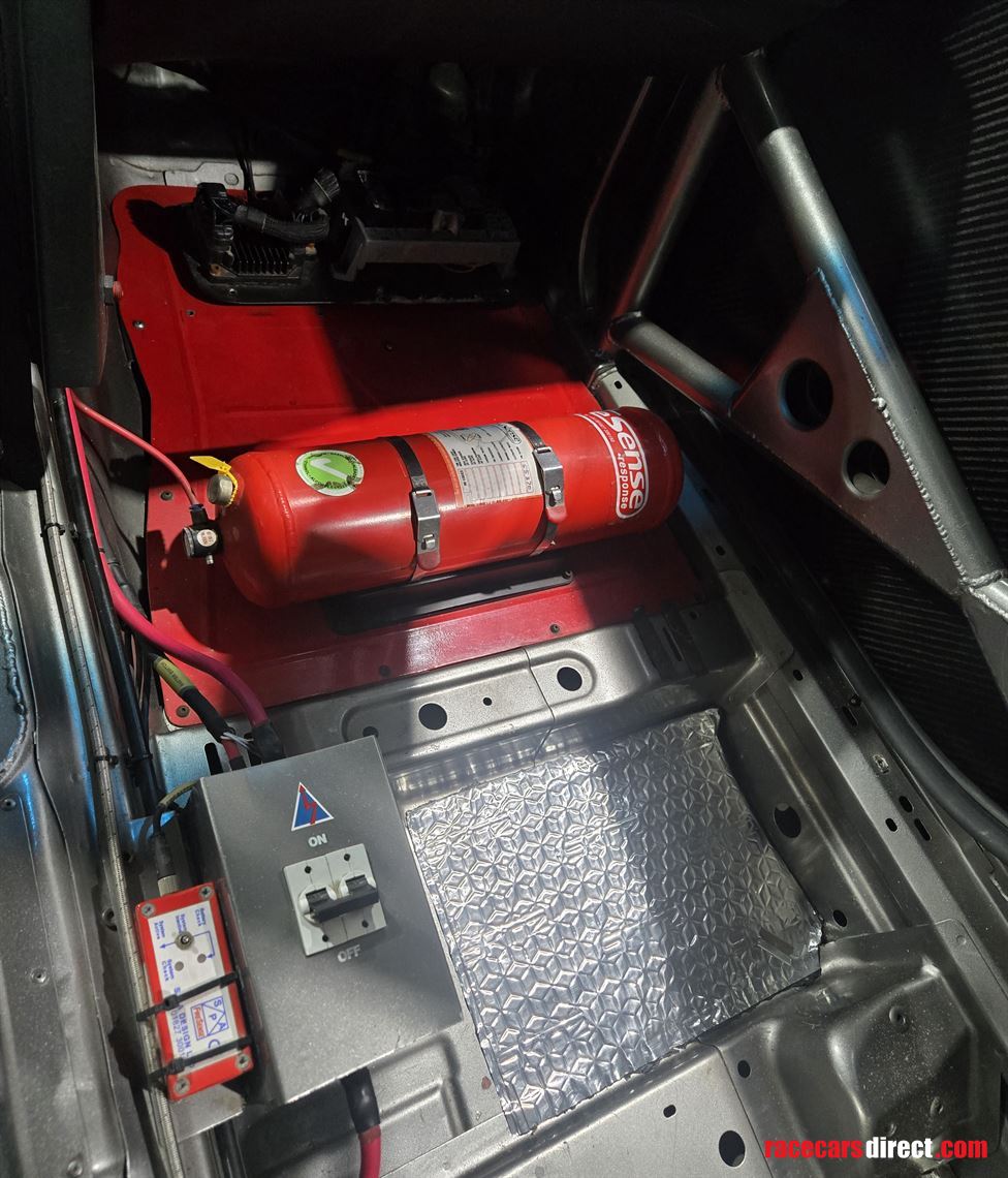 2009-holden-hsv-race-car-ex-supercar-series