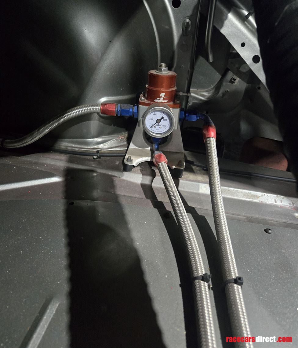 2009-holden-hsv-race-car-ex-supercar-series