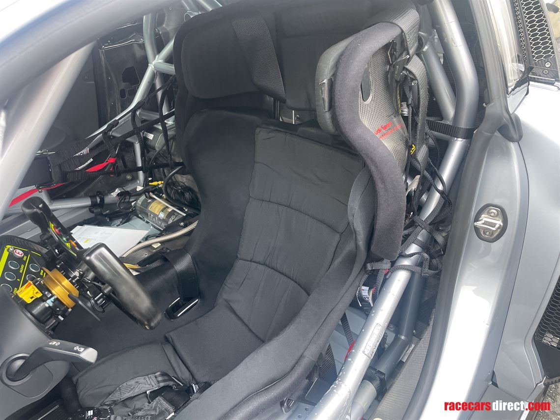 2018-audi-r8-lms-gt4-evo