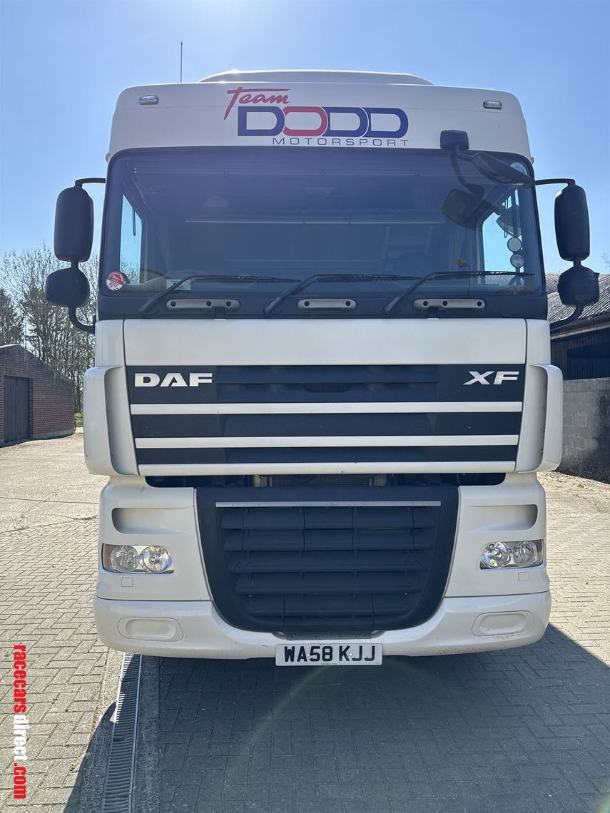 2008-daf-xf-105460---race-team-four-car-trans
