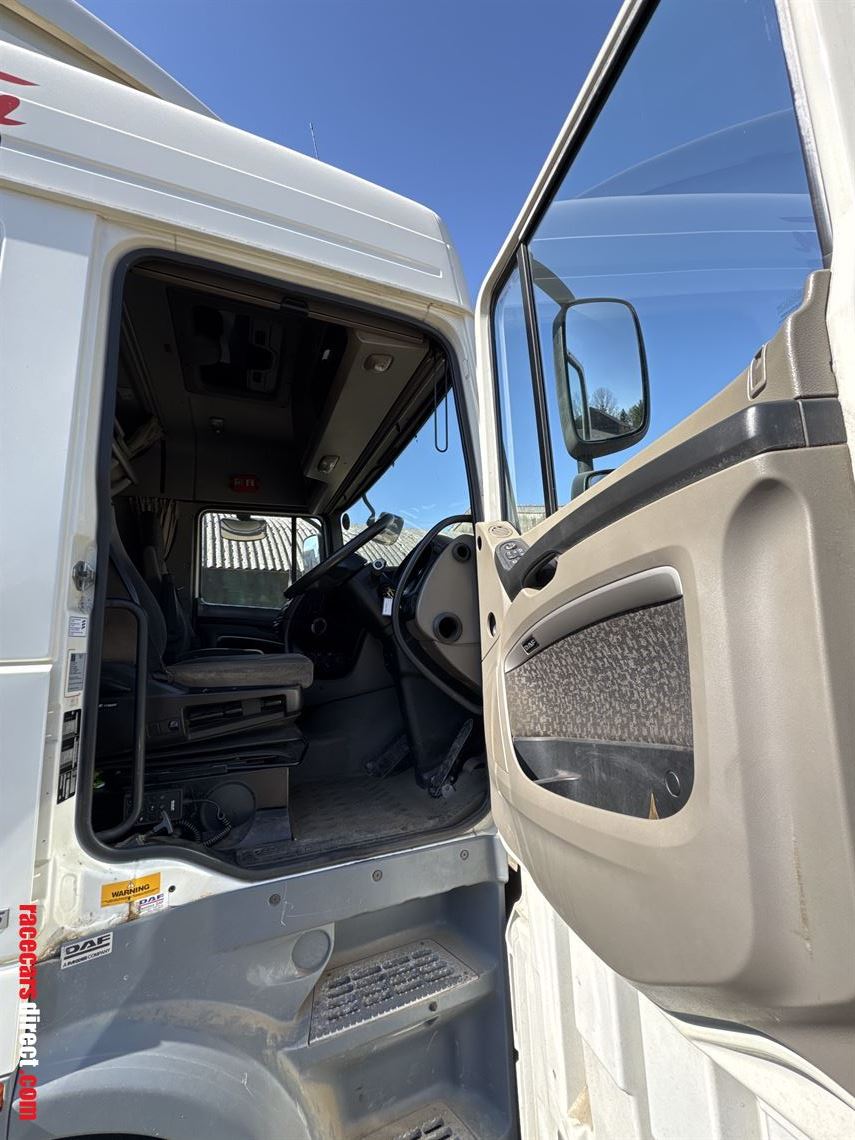 2008-daf-xf-105460---race-team-four-car-trans