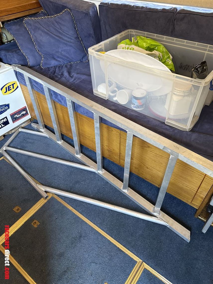 2008-daf-xf-105460---race-team-four-car-trans