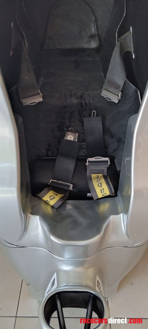 f1-hamilton-mercedes-w08---11-replica-memorab