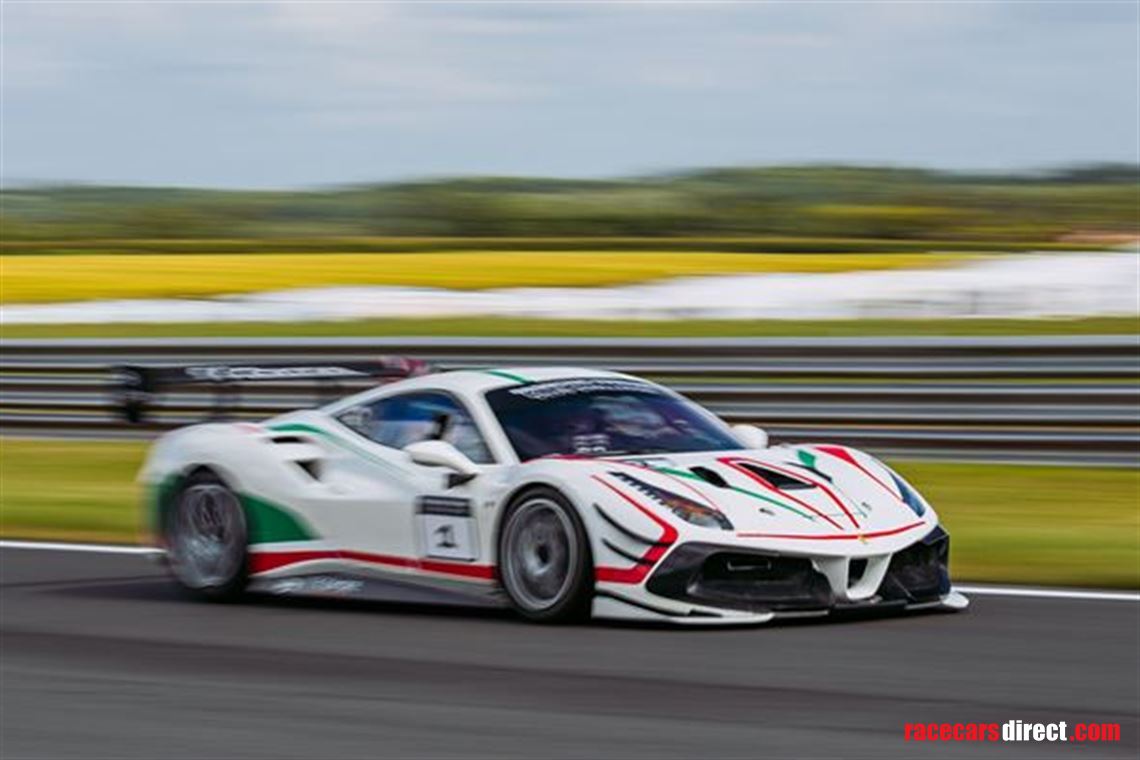 2017-ferrari-challenge-488-evo