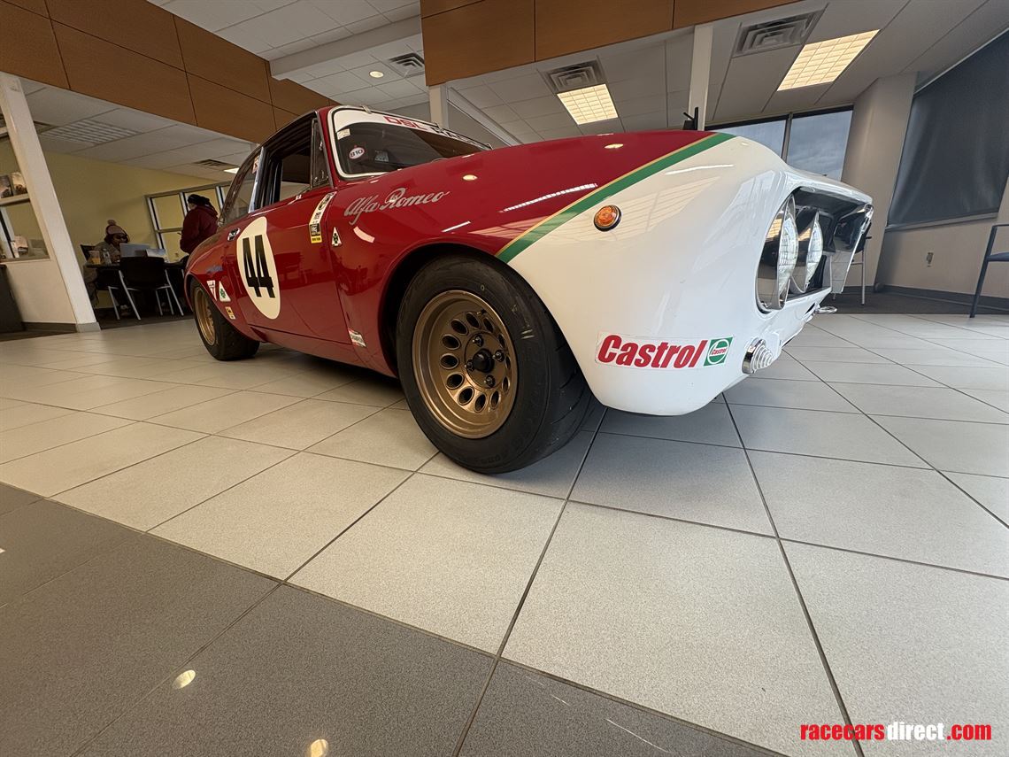 alfa-romeo-gtam-replica