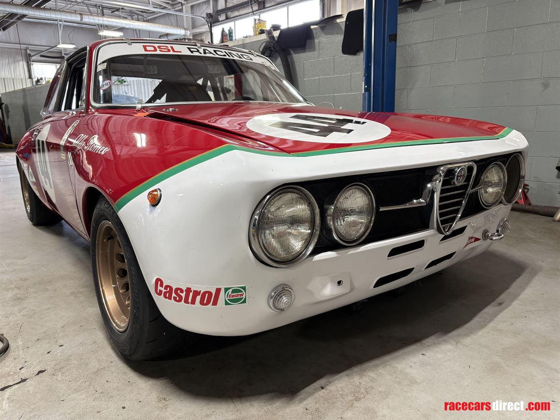 alfa-romeo-gtam-replica