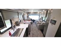 2026-thor-palazzo-335bunk