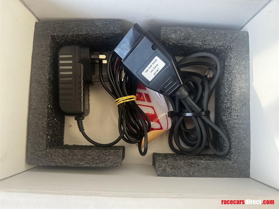 aim-solo-2-dl-datalogger-and-latimer