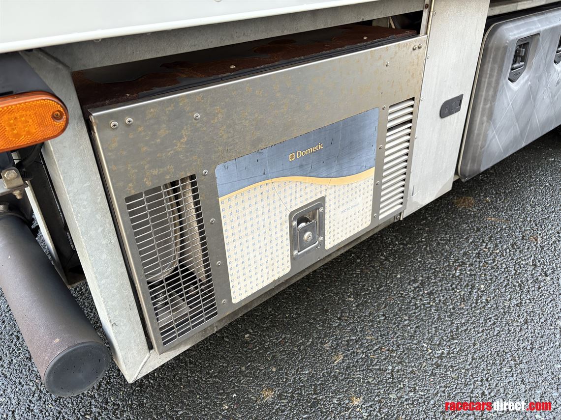 leyland-dad-lf230-race-transporter---box-lorr