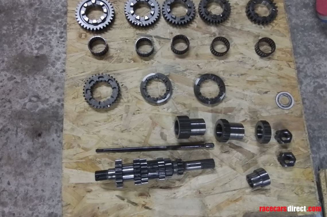 enkei-hewland-type-gearbox