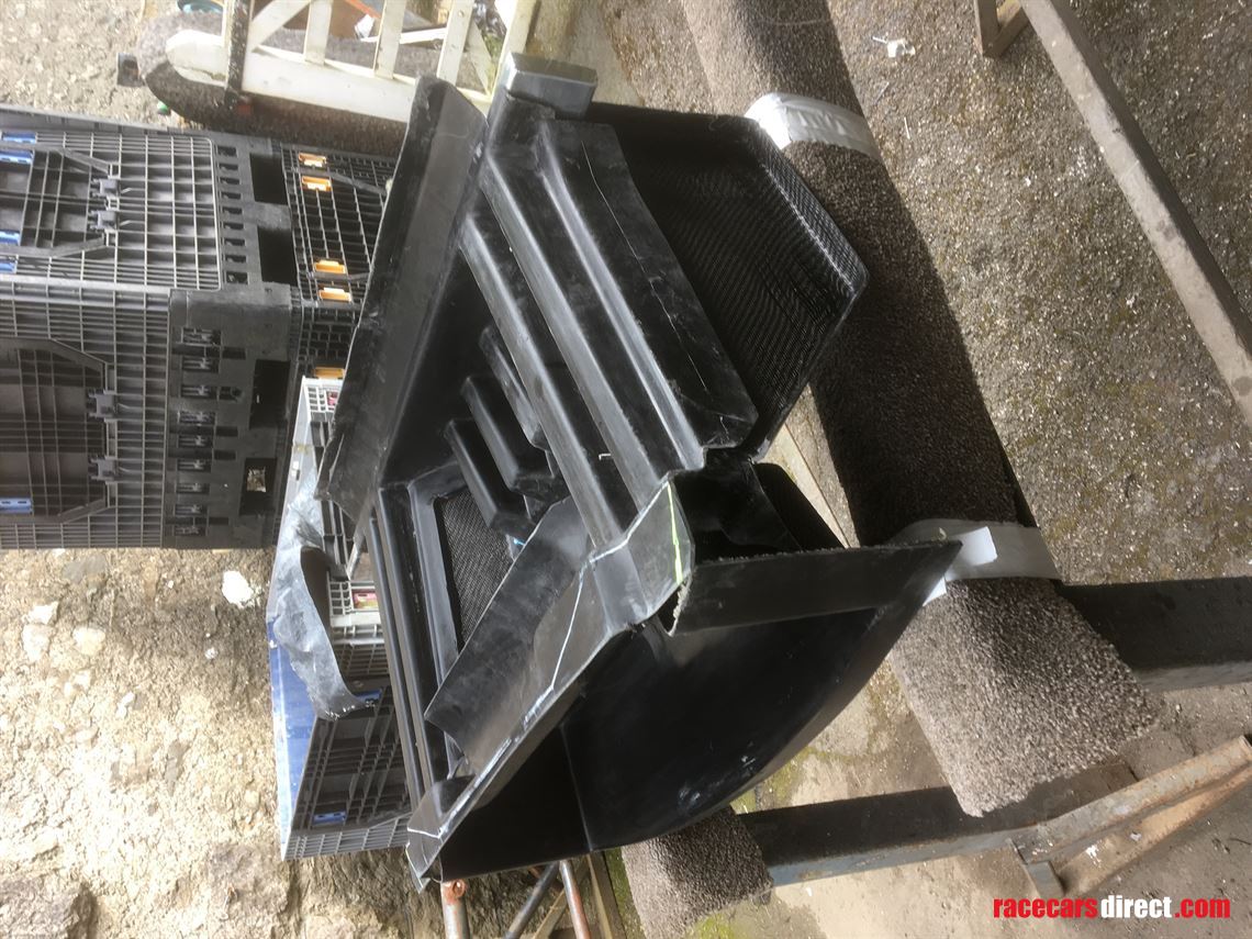 lotus-s1-motorsport-moulding-panels