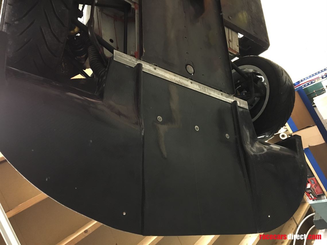 lotus-s1-motorsport-moulding-panels