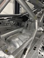 2020-amg-gt4-body-shell