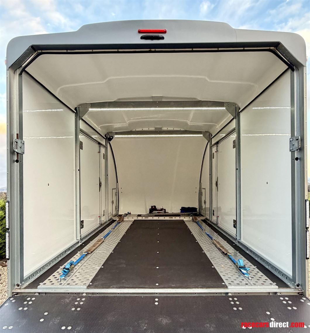 woodford-rl6000-enclosed-trailer-as-new