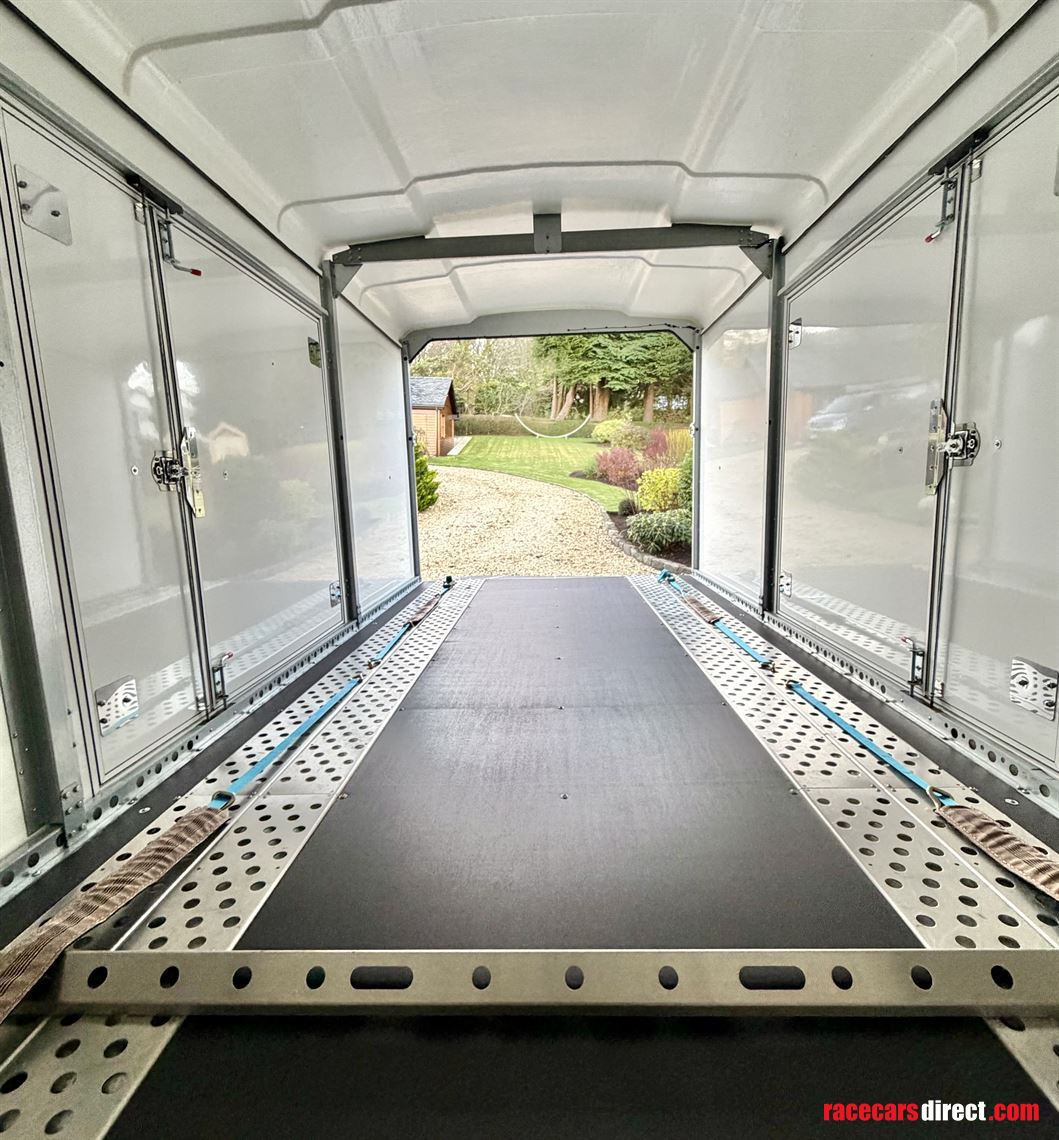 woodford-rl6000-enclosed-trailer-as-new