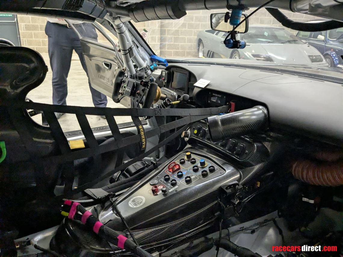 mercedes-benz-amg-gt3-evo