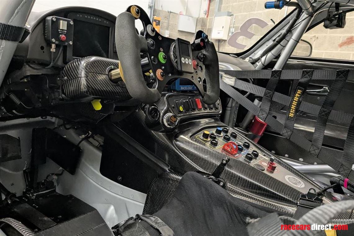 mercedes-benz-amg-gt3-evo