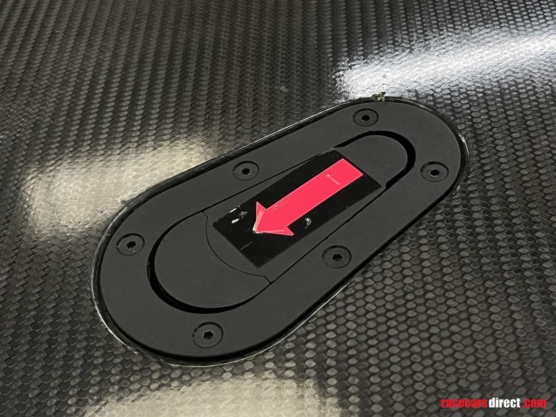 mercedes-benz-amg-gt3-evo