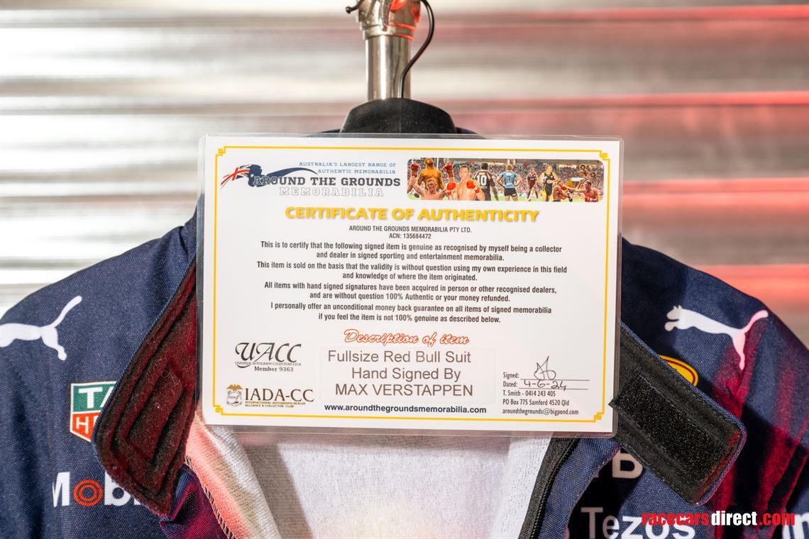 max-verstappen-hand-signed-red-bull-race-suit