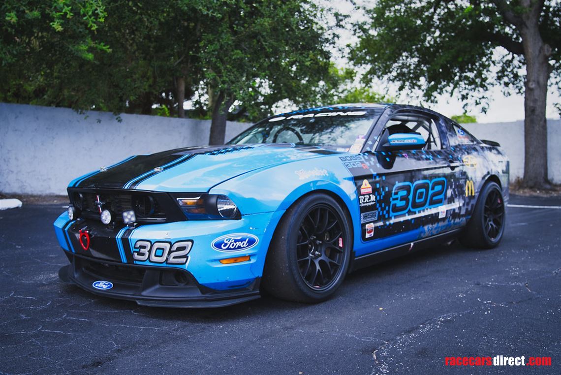 2012-ford-mustang-boss-302r1-multimatic-motor