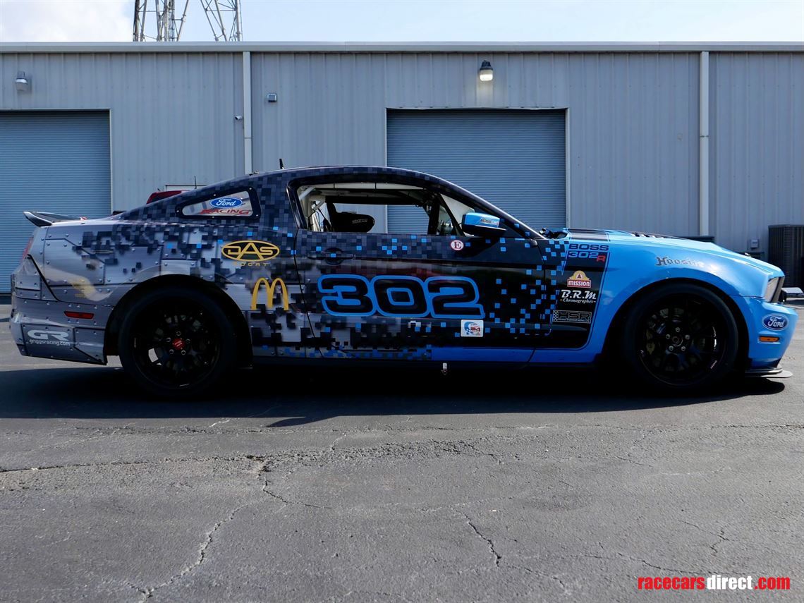 2012-ford-mustang-boss-302r1-multimatic-motor