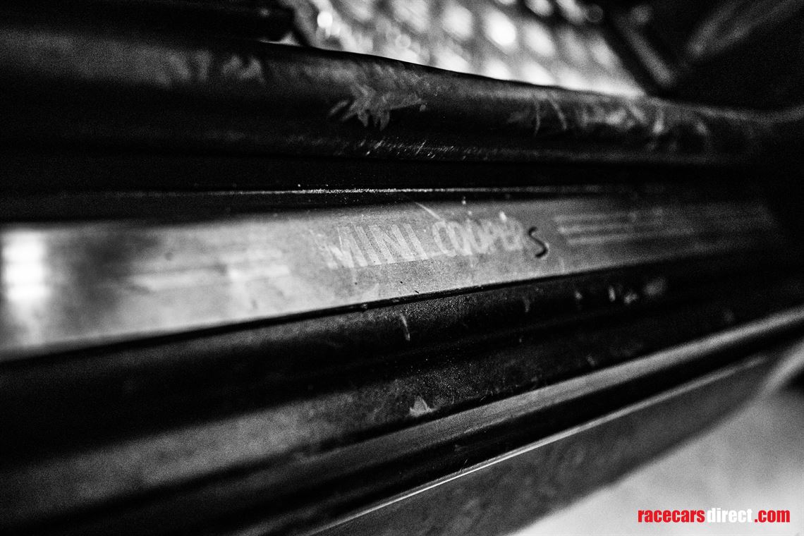 mini-cooper-s-r53-2005