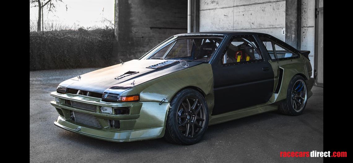 hgk-toyota-corolla-ae86-carbon-kevlar
