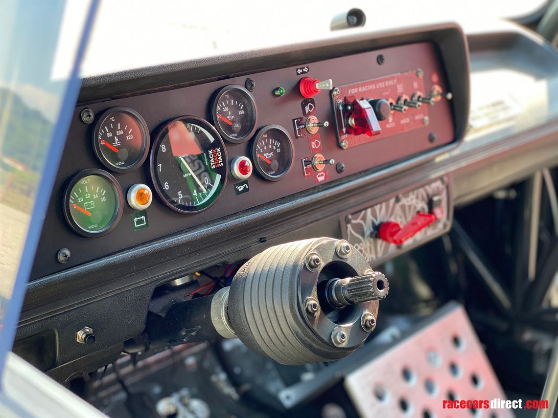 vw-golf-1-16-gr-2---fia-htp---zebra