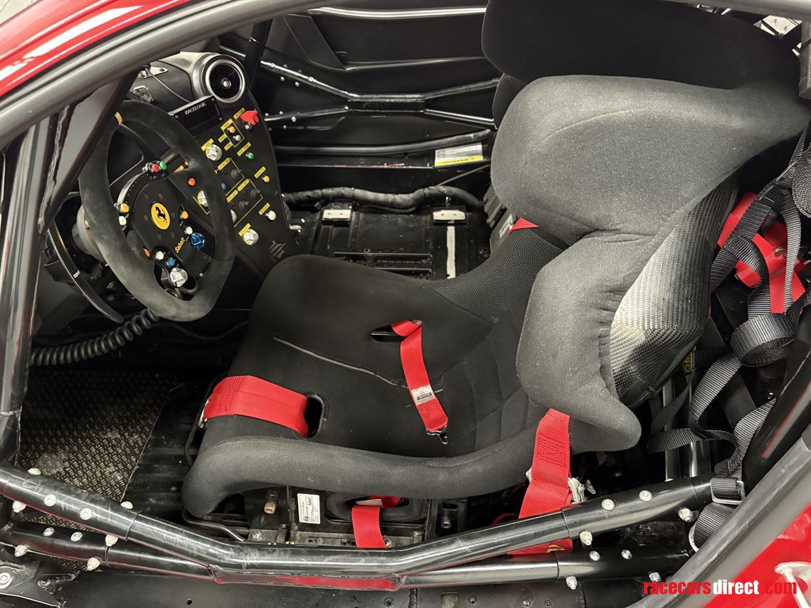 ferrari-488-challenge