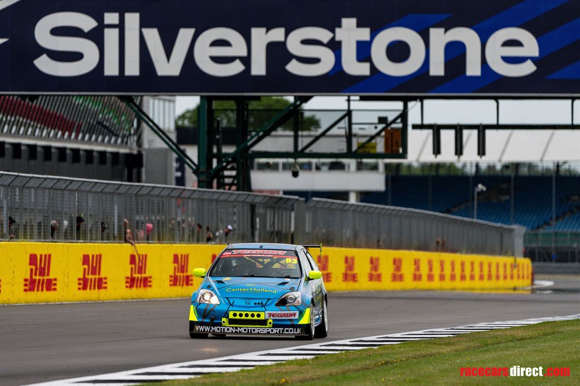 endurance-honda-civic-type-r-championship-win