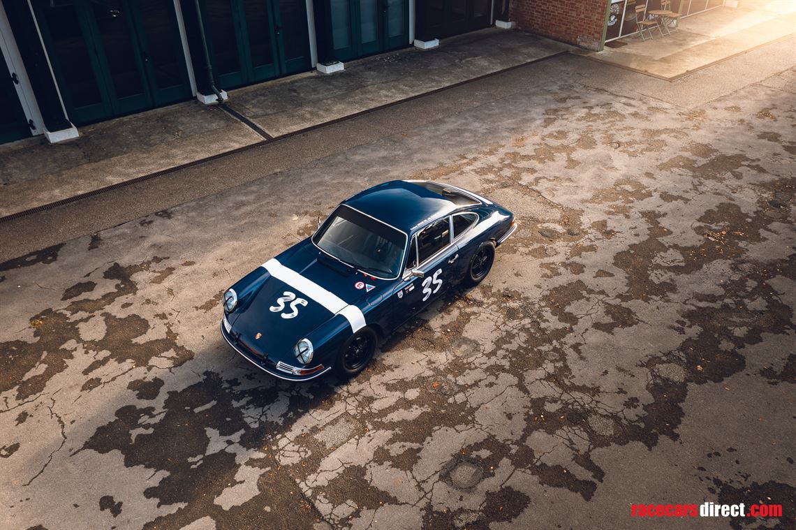 1965-porsche-911-race-car