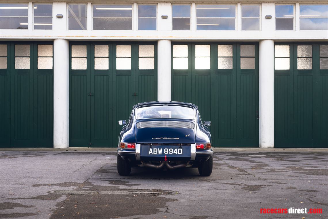 1965-porsche-911-race-car