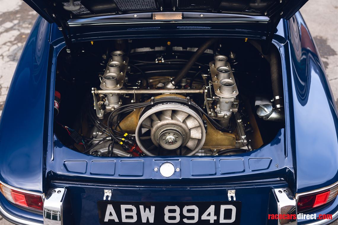 1965-porsche-911-race-car