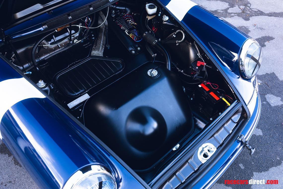 1965-porsche-911-race-car