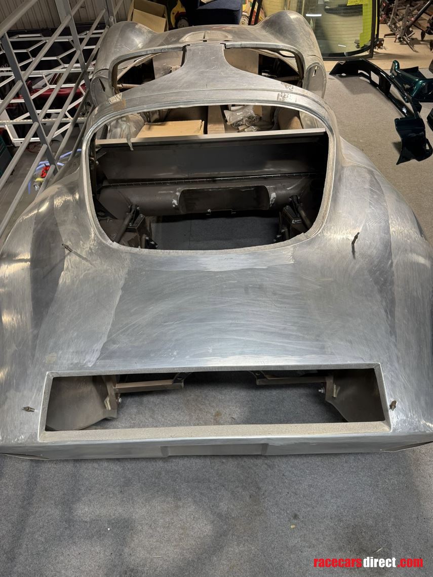 alfa-romeo-tipo-33-prototype-replica