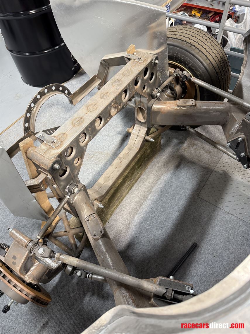 alfa-romeo-tipo-33-prototype-replica