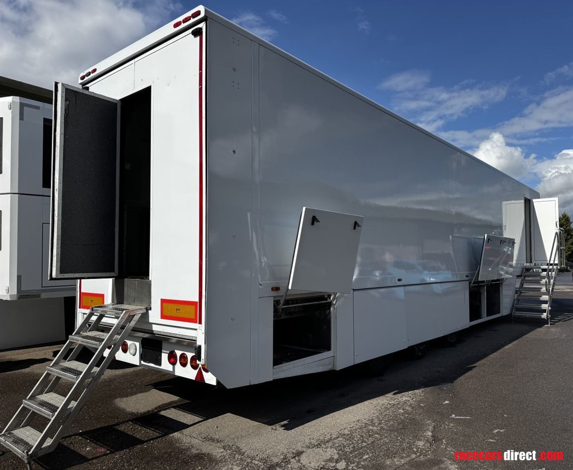 2-car-transporter-with-office