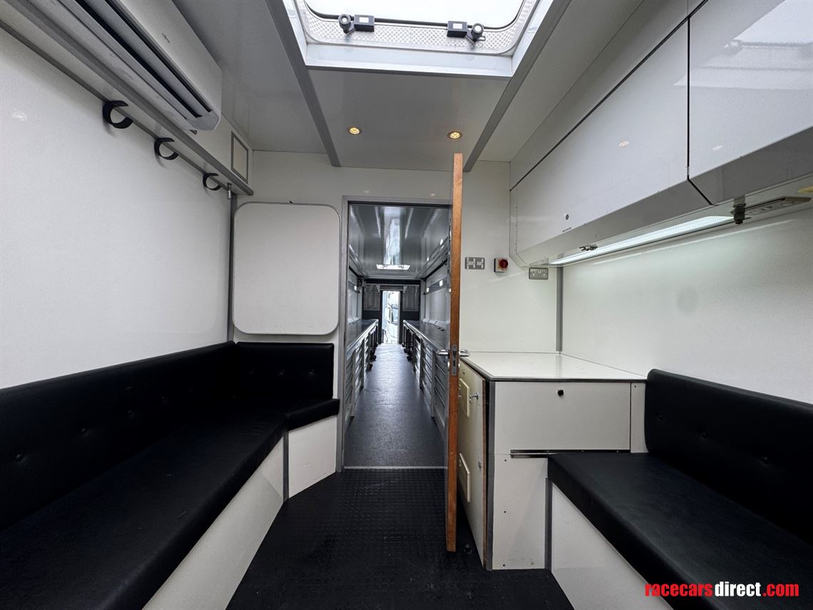 2-car-transporter-with-office