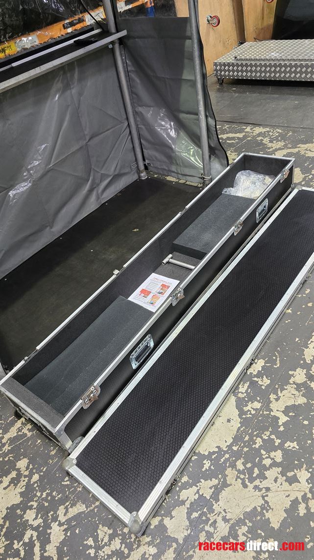 compact-endurance-pit-perch